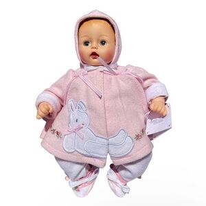 EUC 12” Madame Alexander Bunny Dreams Huggable Huggums Doll!